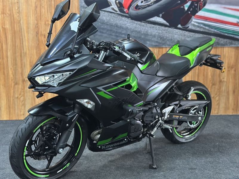 二手川崎Ninja 400