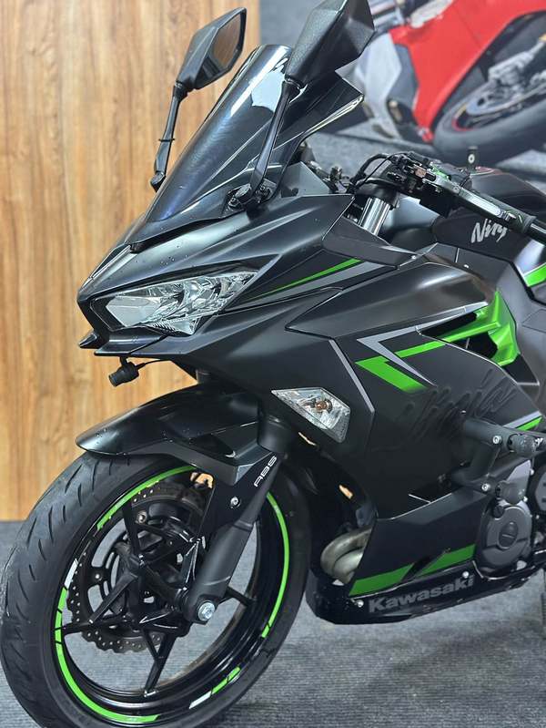 二手川崎Ninja 400
