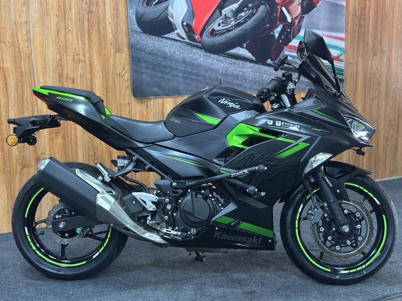 二手川崎Ninja 400