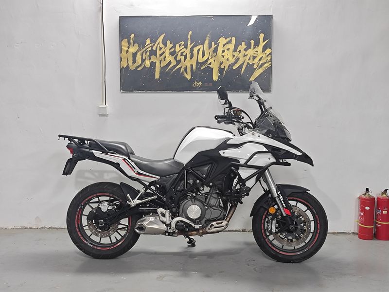 二手贝纳利金鹏 TRK502