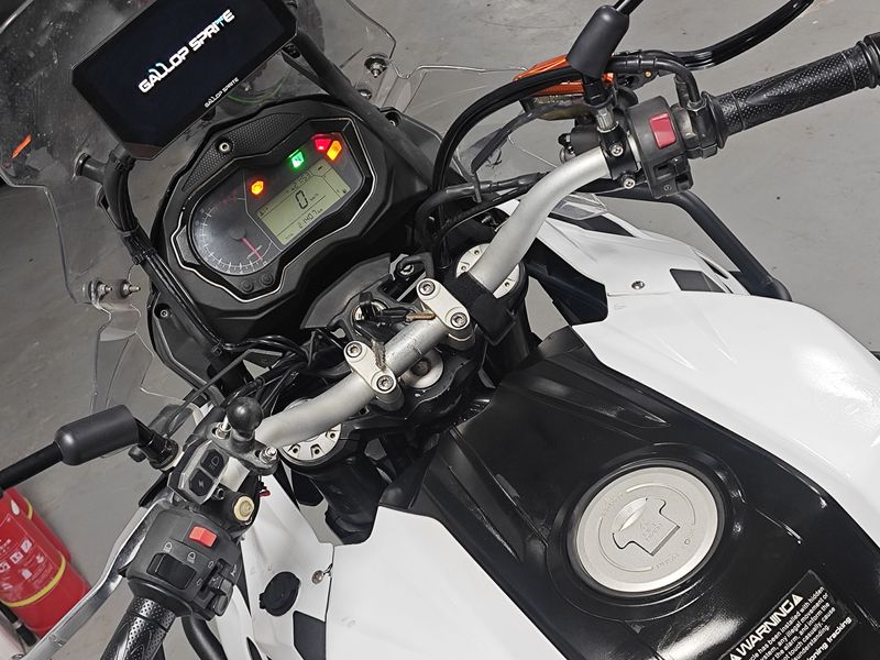二手贝纳利金鹏 TRK502