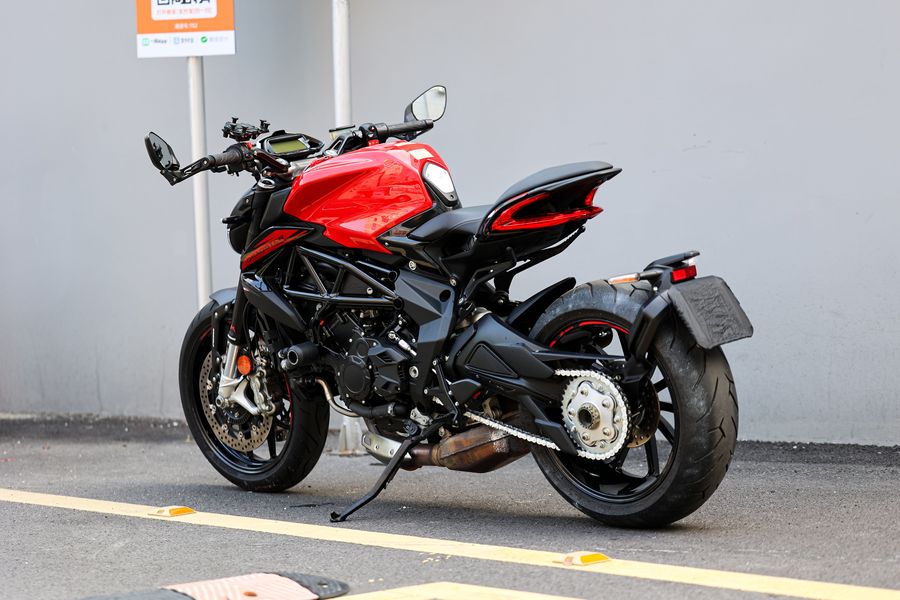 二手奥古斯塔Dragster 800