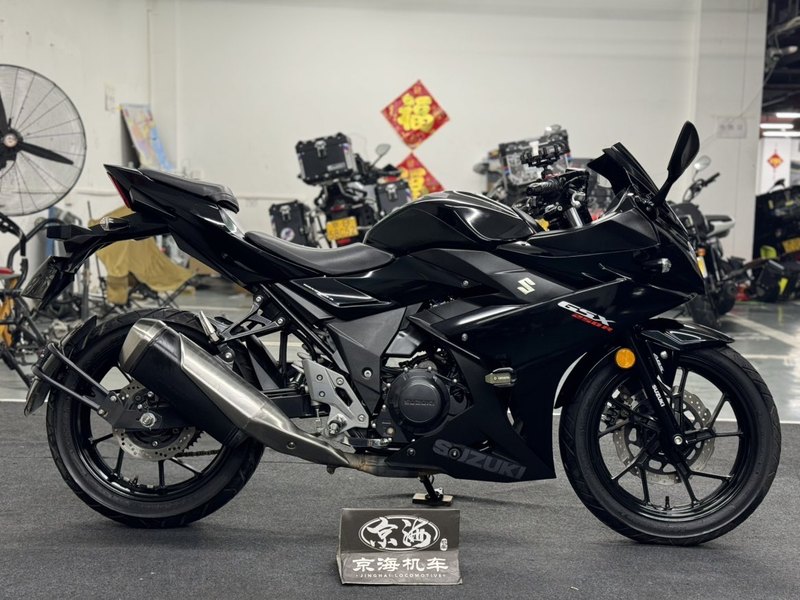二手豪爵铃木GSX250R