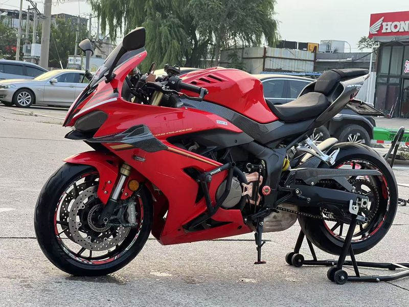 二手QJMOTOR赛800