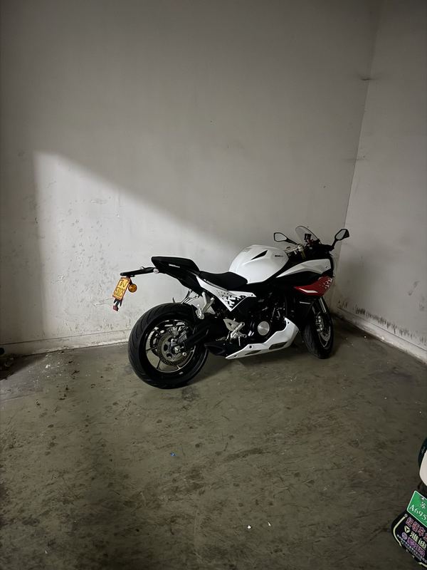 二手贝纳利龙卷风 Tornado 552R