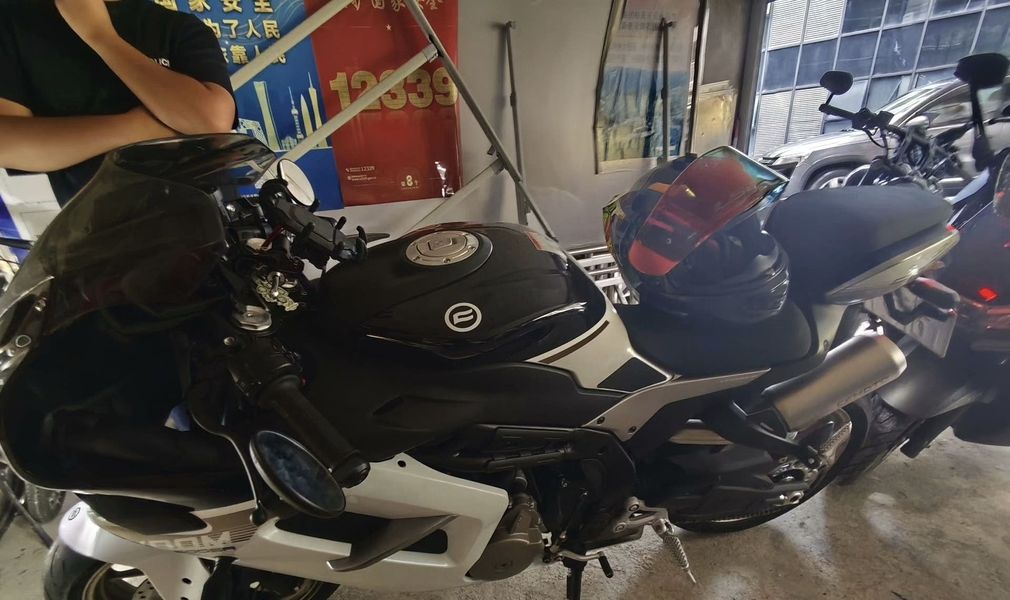 二手春风500SR VOOM