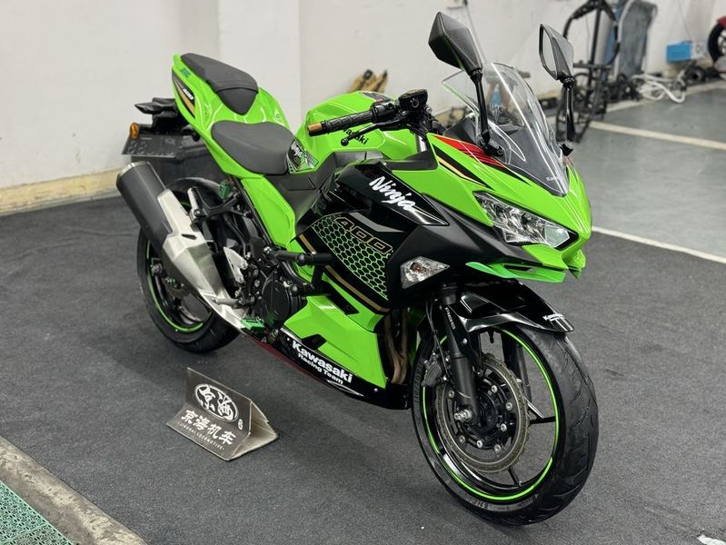 二手川崎Ninja 400