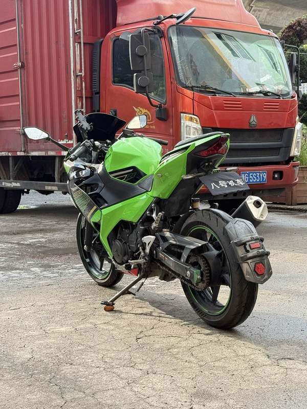 二手川崎Ninja 400