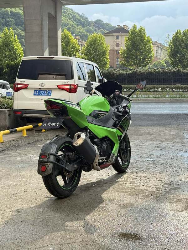 二手川崎Ninja 400