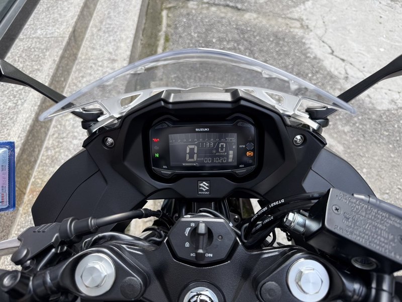 二手豪爵铃木GSX250R