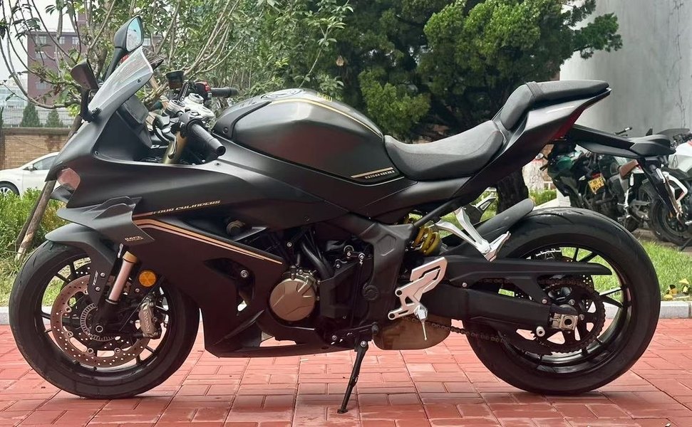 二手QJMOTOR赛800
