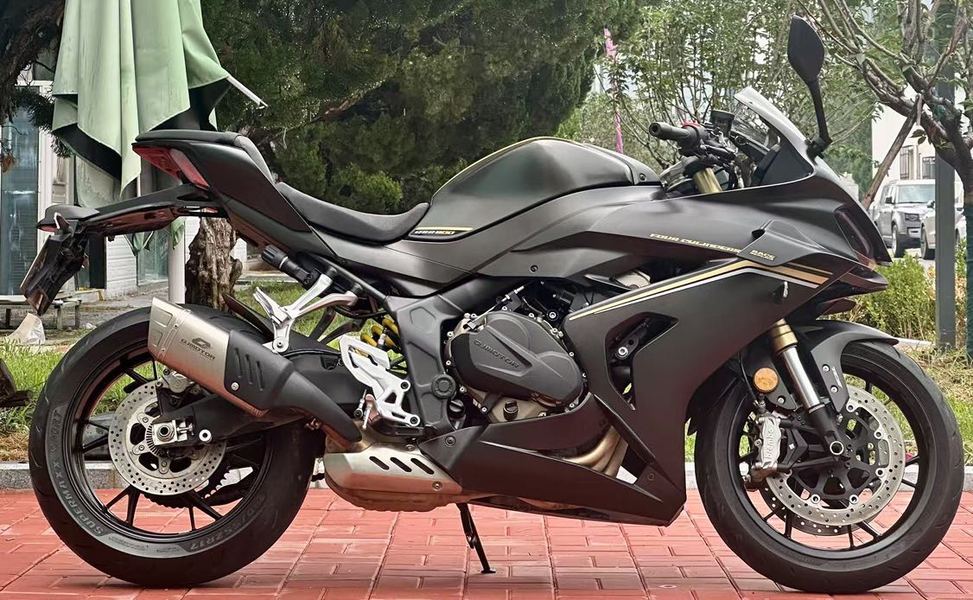 二手QJMOTOR赛800