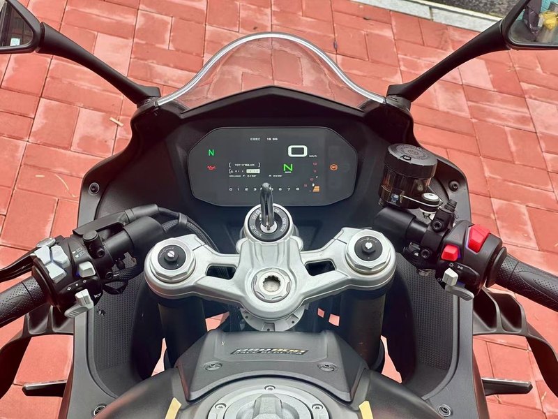 二手QJMOTOR赛800