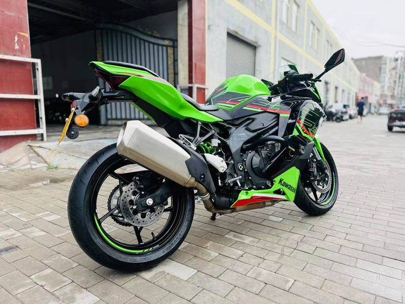 二手川崎ZX-4R