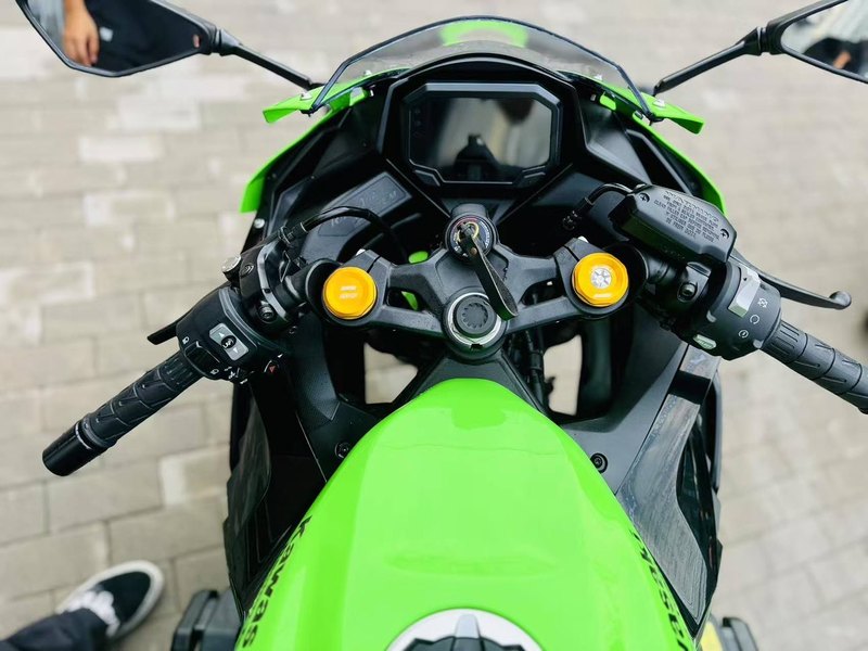 二手川崎ZX-4R