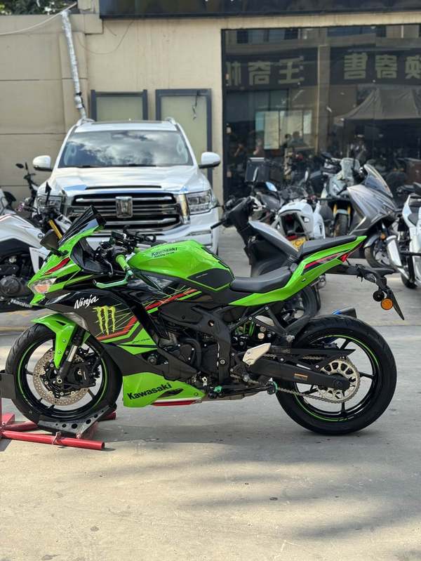 二手川崎ZX-4R
