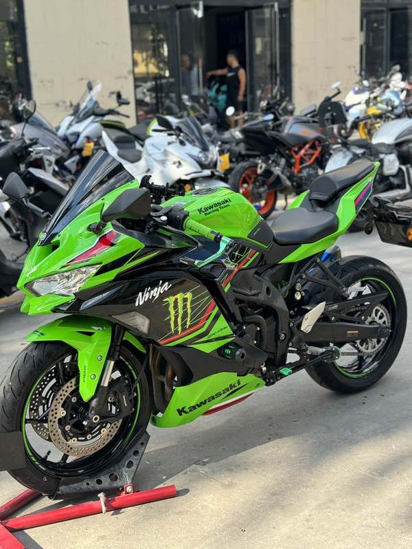 二手川崎ZX-4R