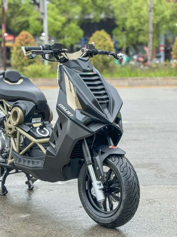 二手意塔杰特Dragster 150