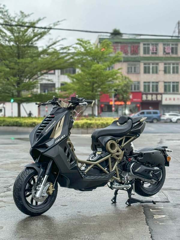 二手意塔杰特Dragster 150