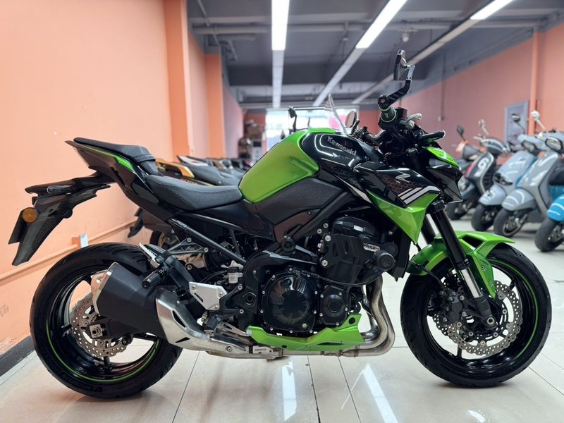 二手川崎Z900