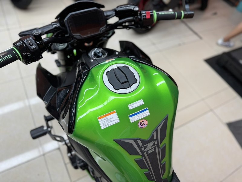 二手川崎Z900