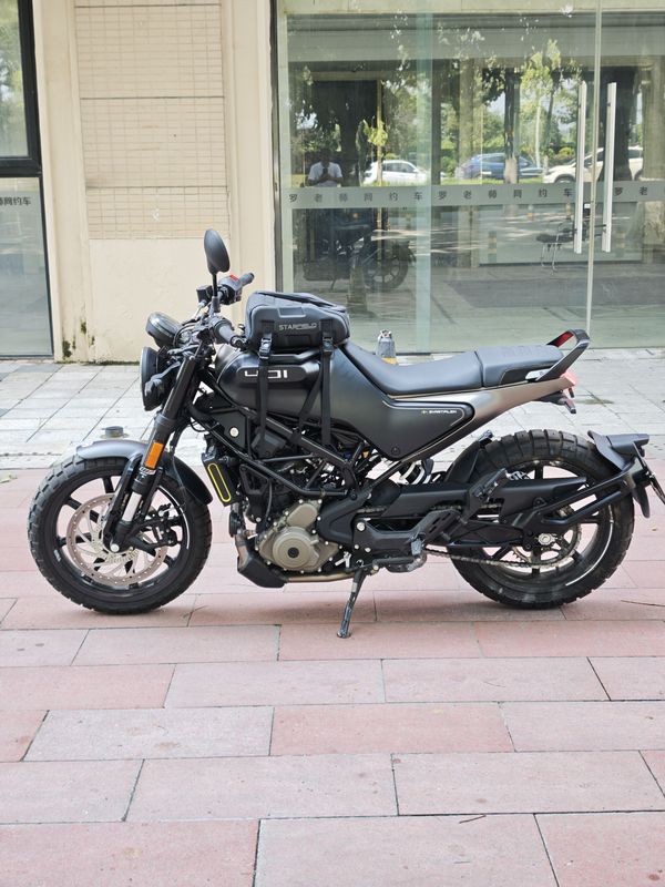 二手HUSQVARNA黑箭 401