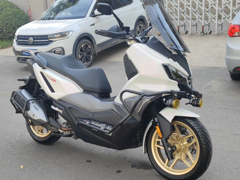 二手三阳哈士奇 Husky ADV300