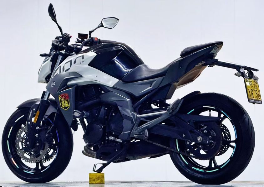 二手春风400NK