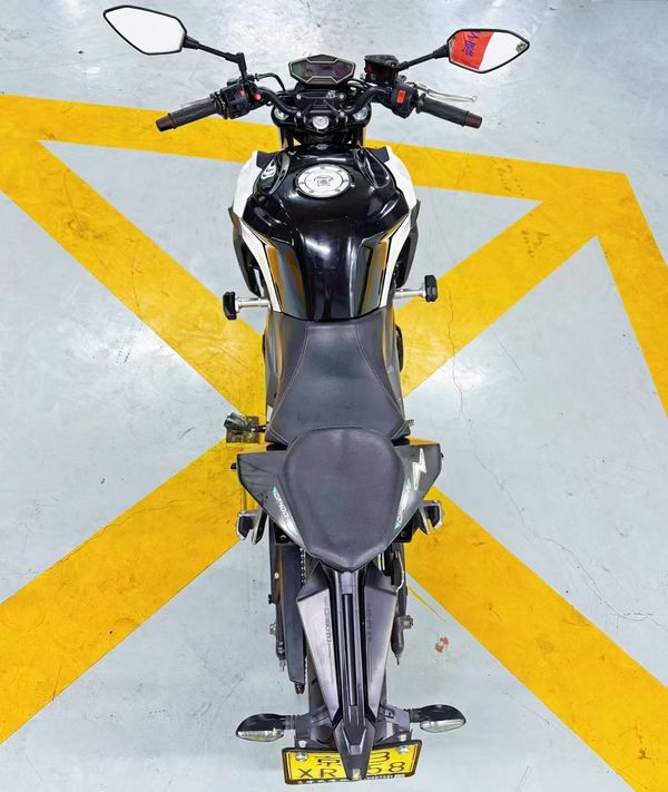 二手春风400NK