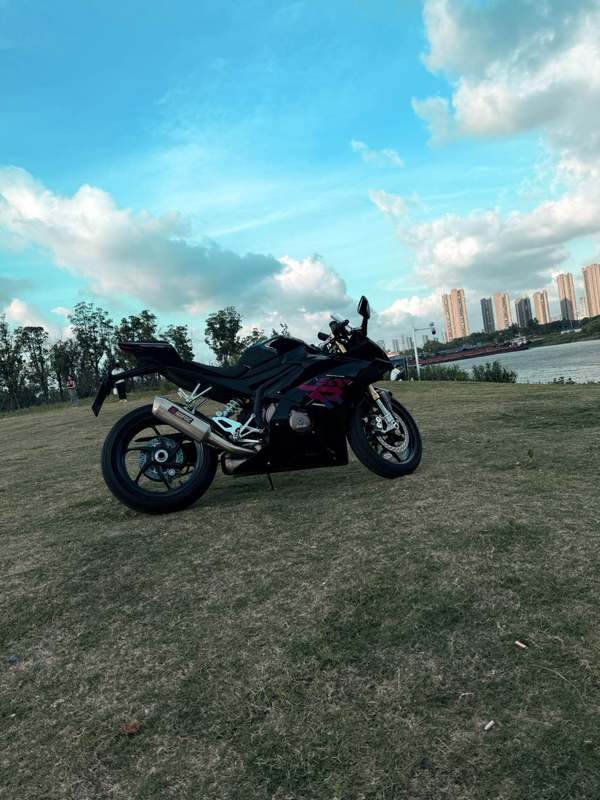二手张雪机车500RR