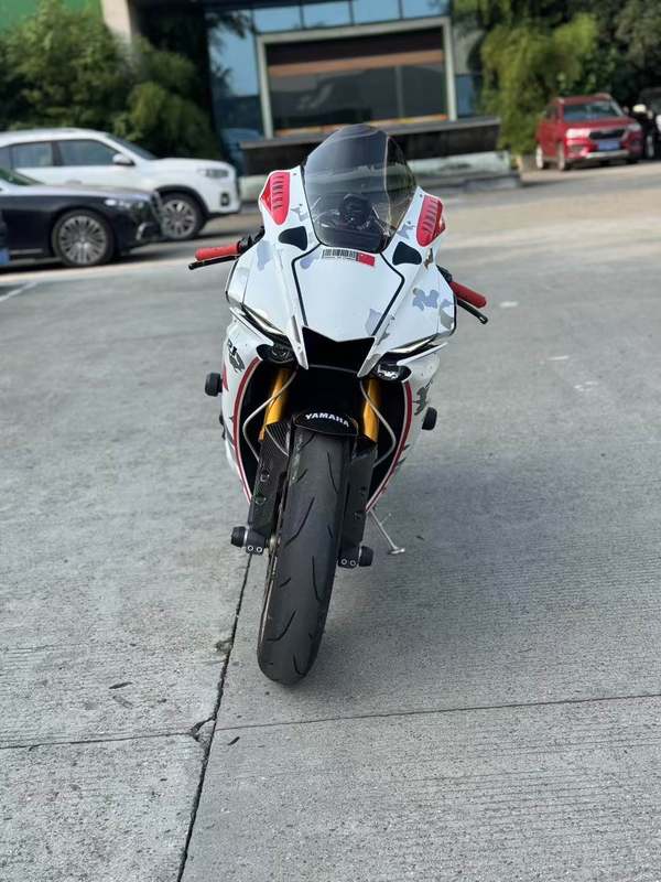 二手雅马哈YZF-R1