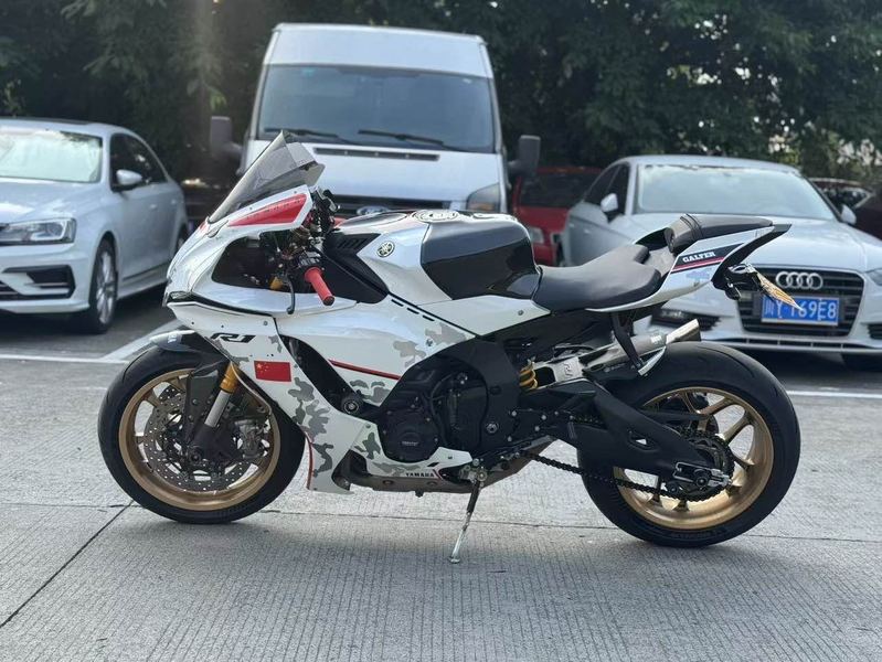 二手雅马哈YZF-R1