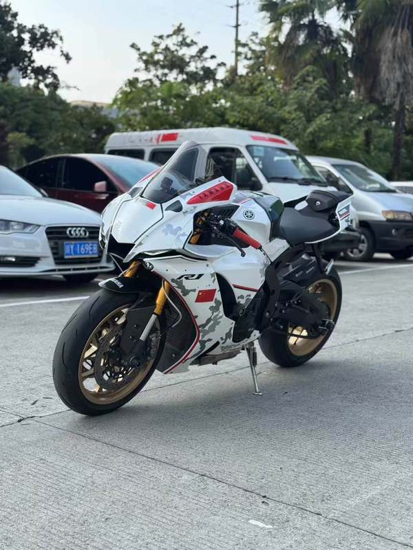 二手雅马哈YZF-R1
