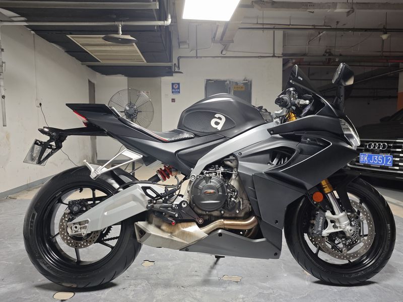 二手阿普利亚RS 660 