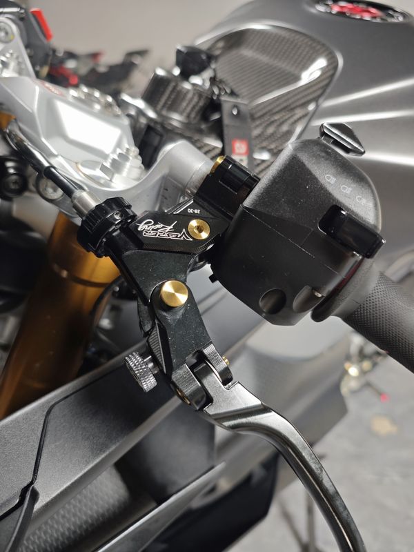 二手阿普利亚RS 660 
