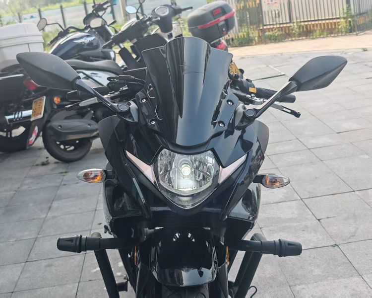 二手豪爵铃木GSX250R