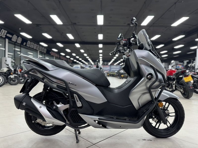 二手QJMOTOR鸿150