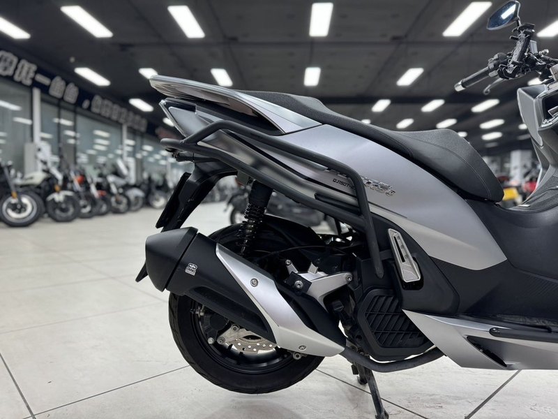 二手QJMOTOR鸿150