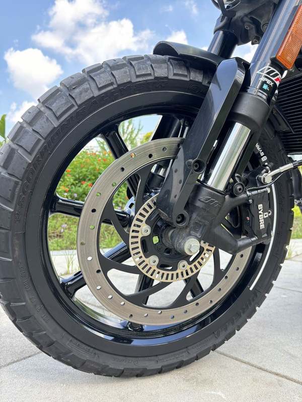 二手HUSQVARNA黑箭 401