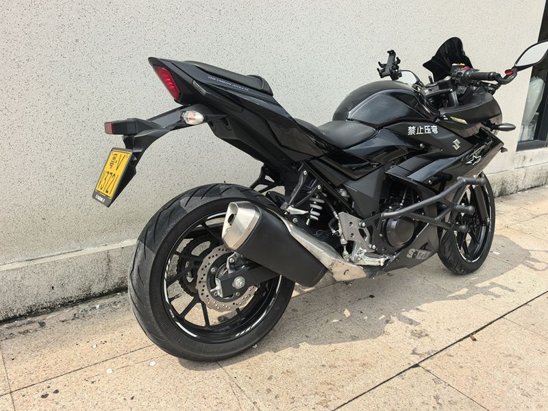 二手豪爵铃木GSX250R