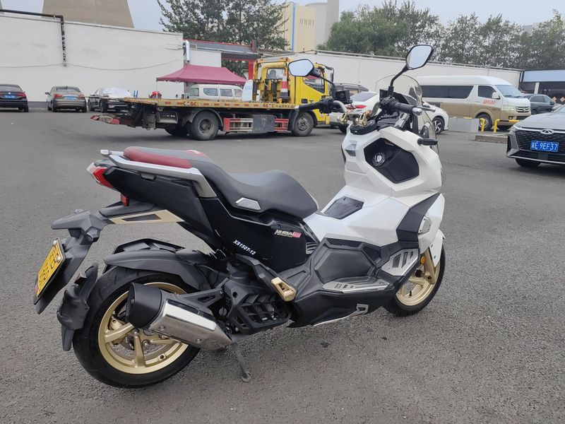 二手三阳哈士奇 Husky ADV150