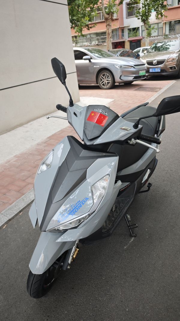 二手五羊本田NX125