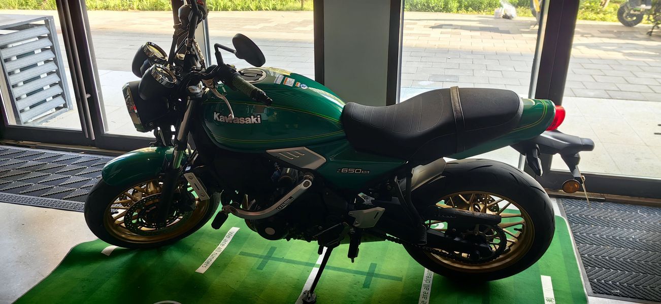 二手川崎Z650RS