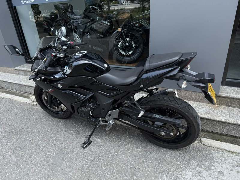 二手豪爵铃木GSX250R