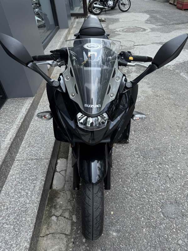 二手豪爵铃木GSX250R