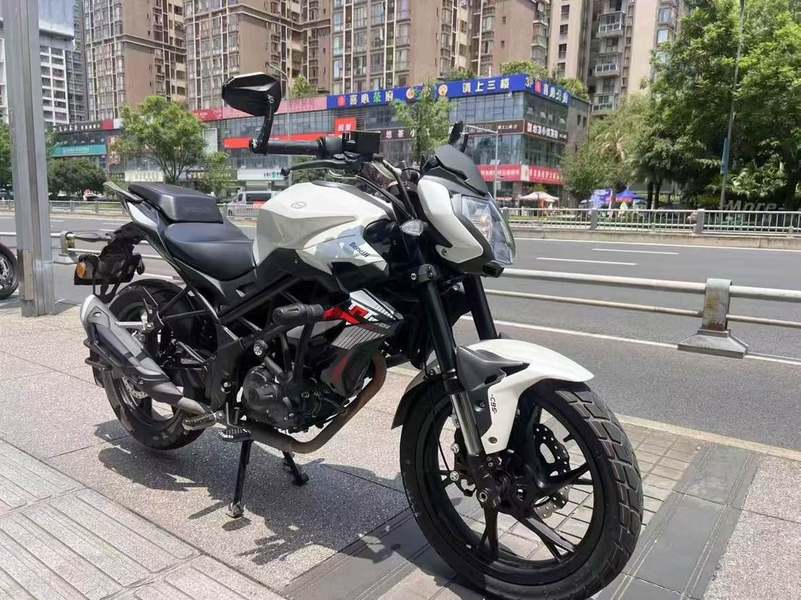 二手贝纳利红宝龙 TNT150i