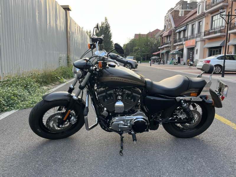 二手哈雷戴维森1200 Custom
