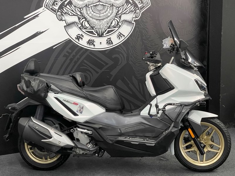 二手三阳哈士奇 Husky ADV300