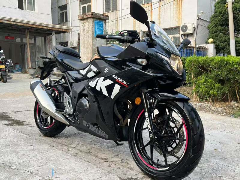 二手豪爵铃木GSX250R