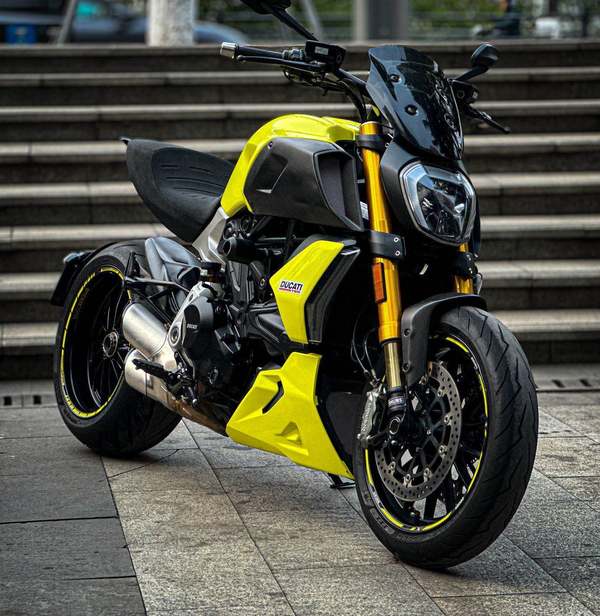 二手杜卡迪Diavel 